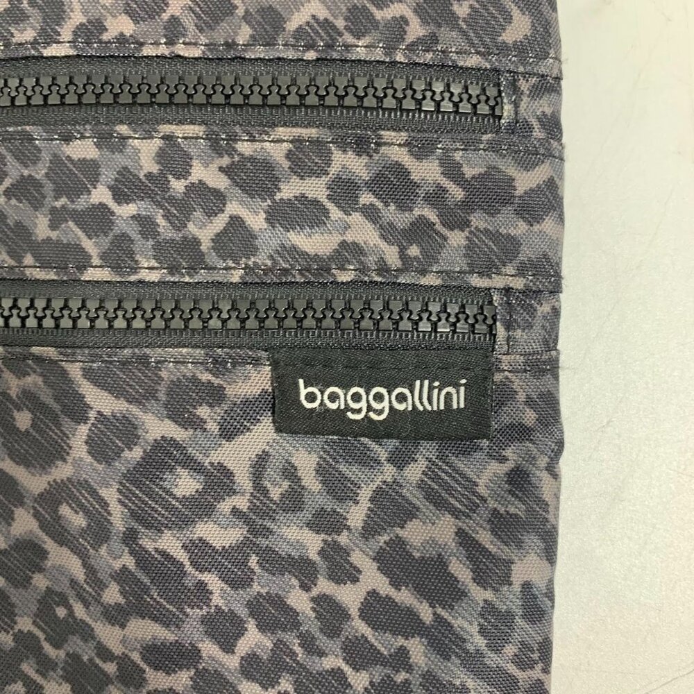 Baggallini Women's Animal Print Multi Pocket Adjustable Strap‎ Cross Body - Picture 4 of 14